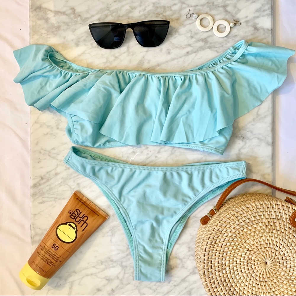Off shoulder Two Piece Bikini in Light Blue